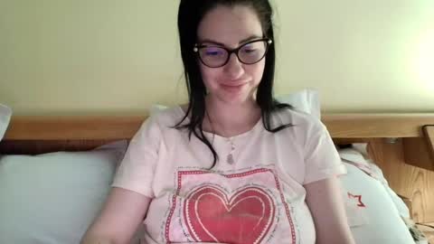 Snapshot of ivoryorchid chatting on 12.30.24 Ivory online show from 12.30.24