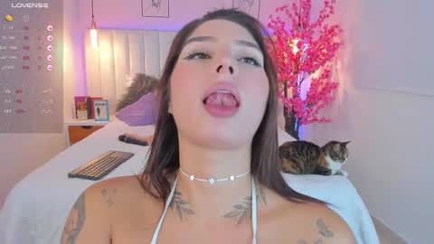 maria  online show from 02.20.25