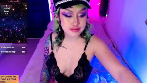 Snapshot of ivy_rosse chatting on 01.11.25 You can find more of me here online show from 01.11.25