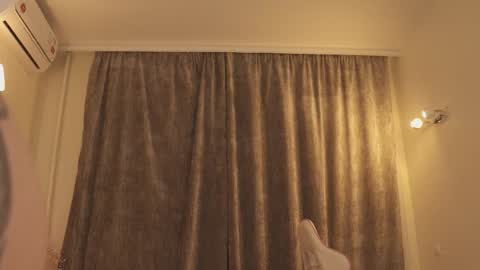 Snapshot of ivy_whyte chatting on 03.20.26 Ivy online show from 03.20.26