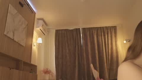 Snapshot of ivy_whyte chatting on 03.24.26 Ivy online show from 03.24.26