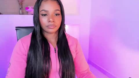 Snapshot of ivybliss8 chatting on 02.01.25 i v y b l i s s online show from 02.01.25