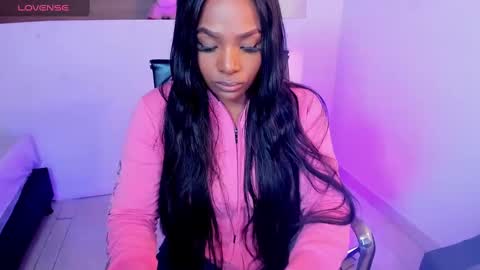 Snapshot of ivybliss8 chatting on 03.01.25 i v y b l i s s online show from 03.01.25