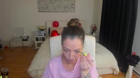 IvyFox online show from 02.24.25