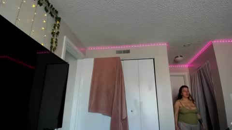 Ivy Heaven  Goddess  online show from 06.19.26