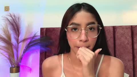 IvyJhonss online show from 09.17.25
