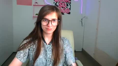 Snapshot of ivynoir_ chatting on 06.19.26 Ivy online show from 06.19.26
