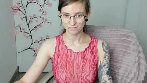 Snapshot of ivynoir_ chatting on 07.26.26 Ivy online show from 07.26.26