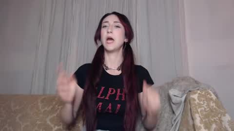 Ivy Rosie online show from 10.04.25