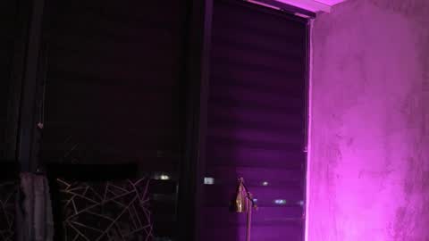 IvyRowa online show from 11.21.25