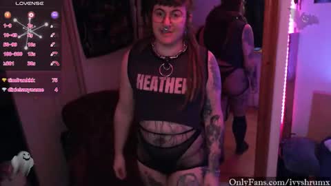 Snapshot of ivyshrumx chatting on 11.29.25 Ivy ShrumX online show from 11.29.25