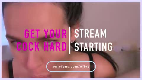 Snapshot of ivyswings chatting on 09.16.25 Ivy Swings online show from 09.16.25