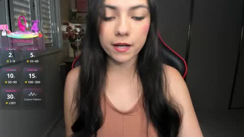 Snapshot of ivyy_scott chatting on 11.23.25 Ivvy online show from 11.23.25