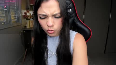 Snapshot of ivyy_scott chatting on 12.02.25 Ivvy online show from 12.02.25