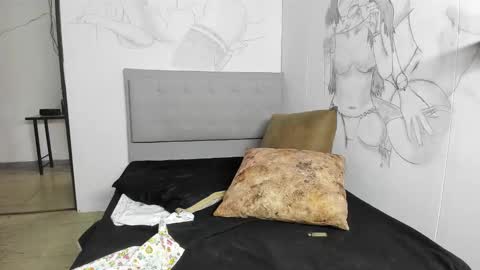 ixchell_dewei online show from 03.05.25