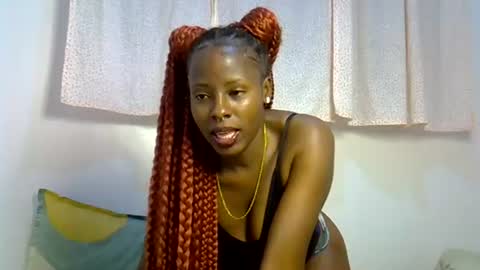 Snapshot of iynika chatting on 06.19.26 iynika online show from 06.19.26