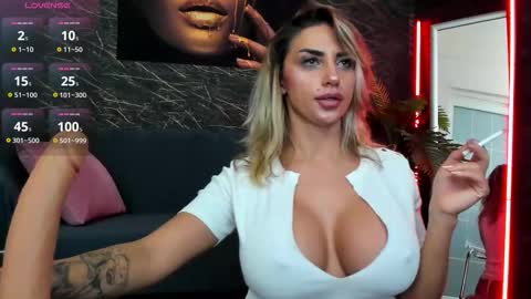 izabelatessa online show from 11.20.25