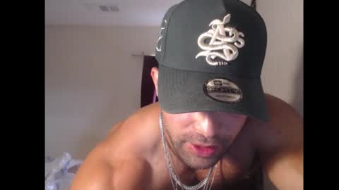 izak144 online show from 10.13.25