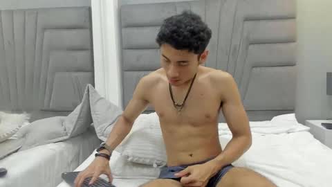 izato online show from 02.26.25