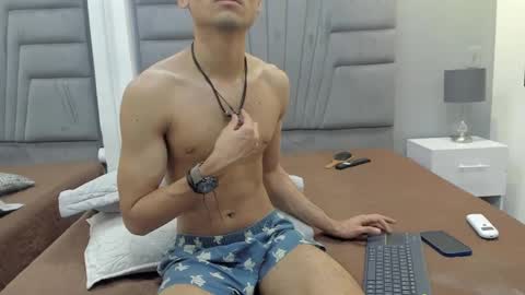 izato online show from 02.27.25