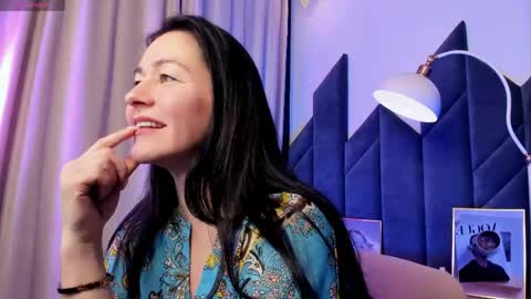 Izzy online show from 05.23.26