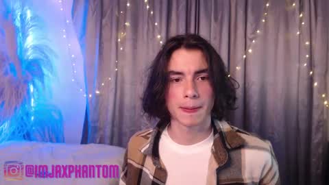 Snapshot of j_a_x_x_x_o_n chatting on 01.08.25 Hey im Jaxxxon check my info online show from 01.08.25