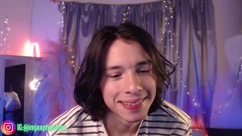 Snapshot of j_a_x_x_x_o_n chatting on 09.19.25 Hey im Jaxxxon check my info online show from 09.19.25
