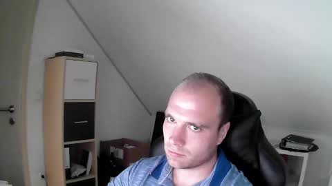 here4y online show from 09.11.25