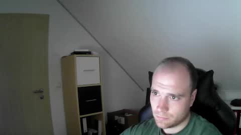 here4y online show from 10.07.25