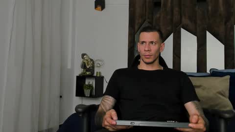 J King online show from 01.12.26