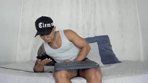 Snapshot of j_musiry chatting on 12.29.24 i am juan musiry independent model online show from 12.29.24