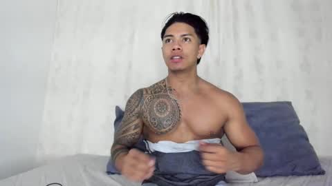 Snapshot of j_musiry chatting on 12.30.24 i am juan musiry independent model online show from 12.30.24