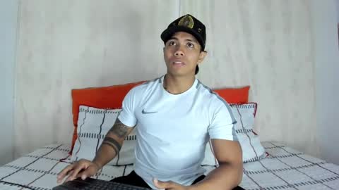 Snapshot of j_musiry chatting on 01.28.25 i am juan musiry independent model online show from 01.28.25