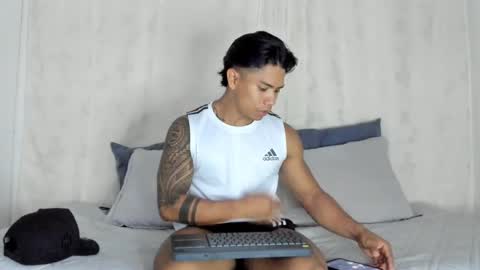 Snapshot of j_musiry chatting on 02.05.25 i am juan musiry independent model online show from 02.05.25