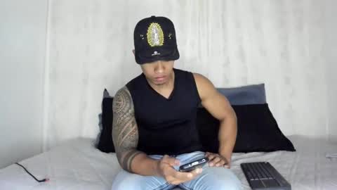 Snapshot of j_musiry chatting on 02.09.25 i am juan musiry independent model online show from 02.09.25