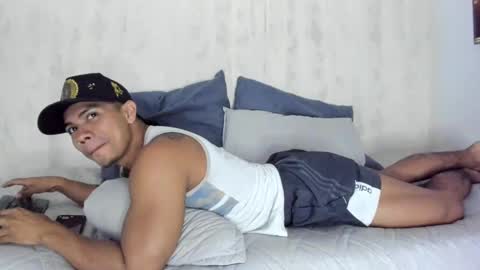 Snapshot of j_musiry chatting on 02.11.25 i am juan musiry independent model online show from 02.11.25