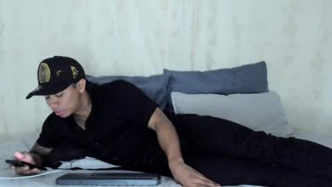 Snapshot of j_musiry chatting on 02.14.25 i am juan musiry independent model online show from 02.14.25