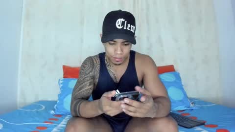 Snapshot of j_musiry chatting on 02.21.25 i am juan musiry independent model online show from 02.21.25