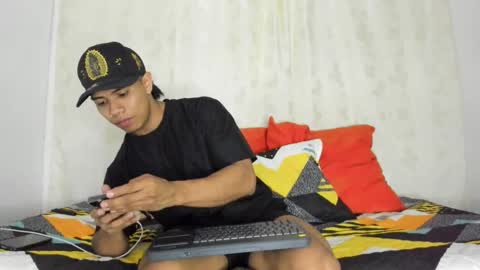 Snapshot of j_musiry chatting on 03.07.25 i am juan musiry independent model online show from 03.07.25