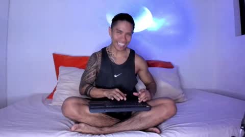 Snapshot of j_musiry chatting on 10.05.25 i am juan musiry independent model online show from 10.05.25