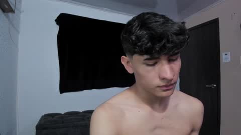 Snapshot of j_u_p_i_t_e_r chatting on 12.16.24 Noah online show from 12.16.24