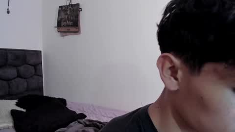 Snapshot of j_u_p_i_t_e_r chatting on 01.06.25 Noah online show from 01.06.25