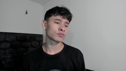 Snapshot of j_u_p_i_t_e_r chatting on 01.22.25 Noah online show from 01.22.25