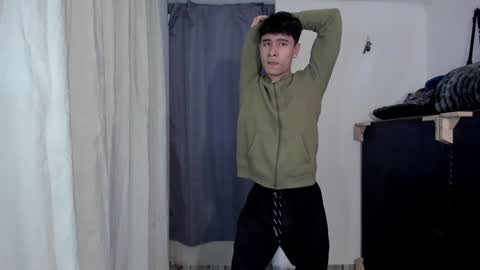 Snapshot of j_u_p_i_t_e_r chatting on 02.06.25 Noah online show from 02.06.25