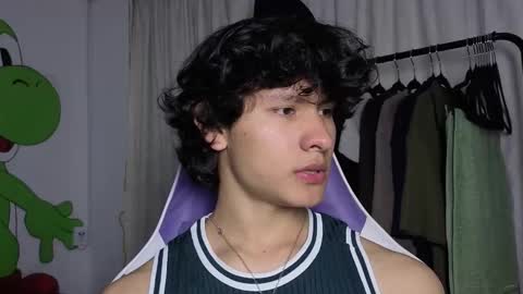 Snapshot of j_u_p_i_t_e_r chatting on 09.08.25 Noah online show from 09.08.25