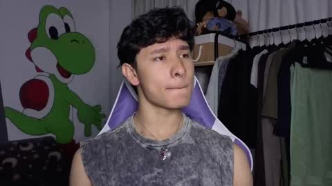 Snapshot of j_u_p_i_t_e_r chatting on 09.15.25 Noah online show from 09.15.25