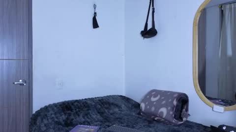 Snapshot of j_u_p_i_t_e_r chatting on 09.30.25 Noah online show from 09.30.25