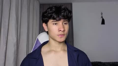 Snapshot of j_u_p_i_t_e_r chatting on 10.20.25 Noah online show from 10.20.25