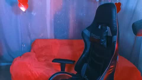 Snapshot of jaadee18 chatting on 01.01.25 jade 18 online show from 01.01.25