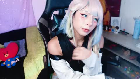 jade 18  online show from 02.28.26